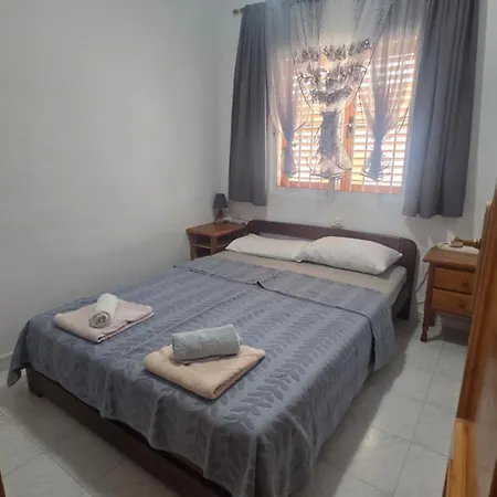 Lenia Hébergement de vacances